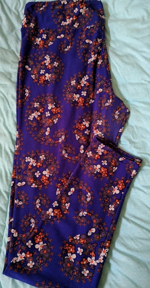 LuLaRoe Floral Tall & Curvy Leggings - Picture 4 of 8